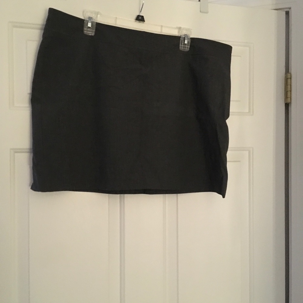 Old Navy skirt 20